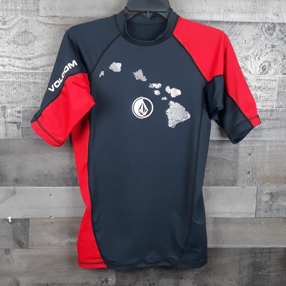 Volcom Other - Volcom Rash Guards  Top